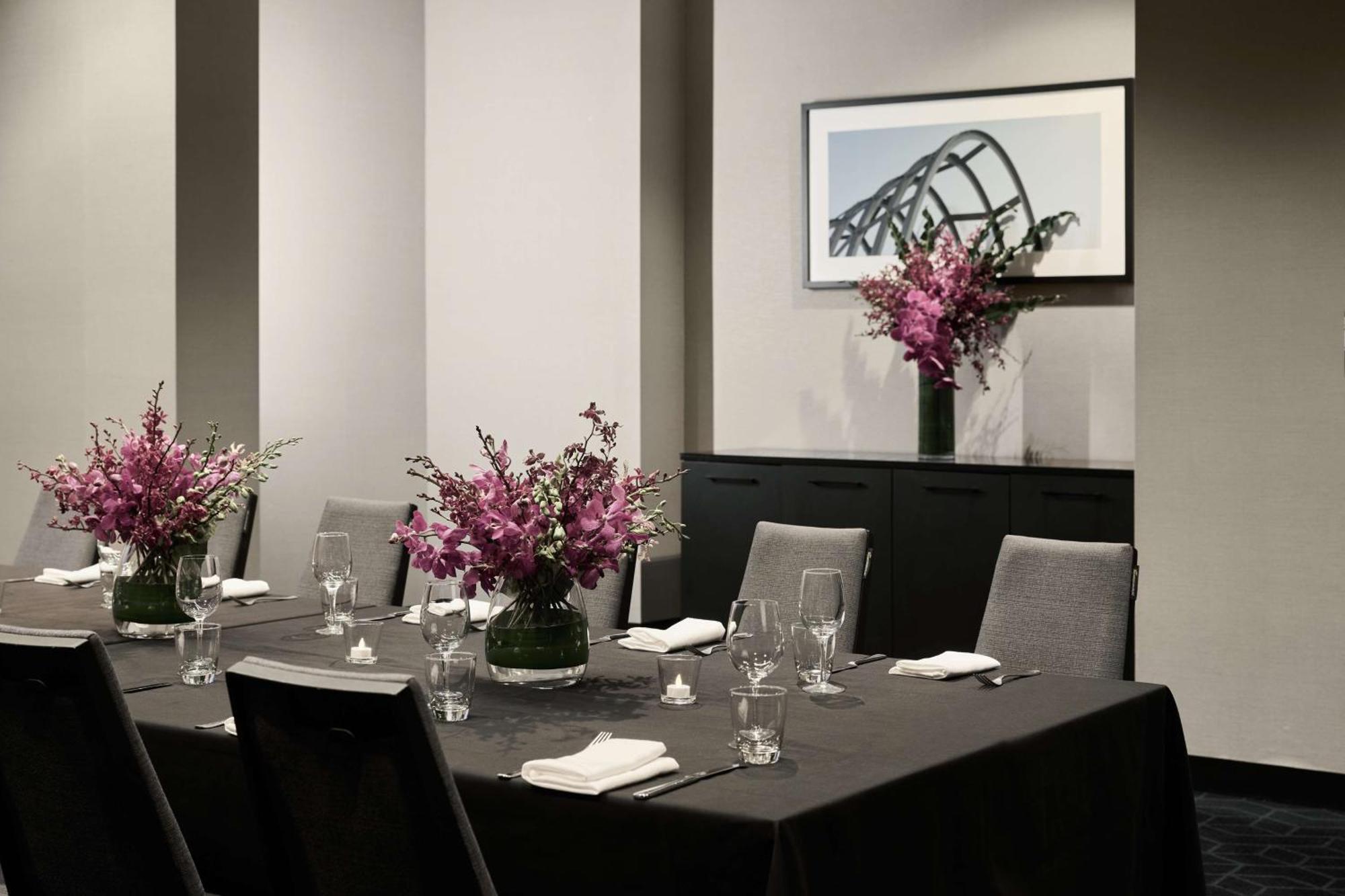 Vibe Hotel Melbourne Docklands Exterior foto