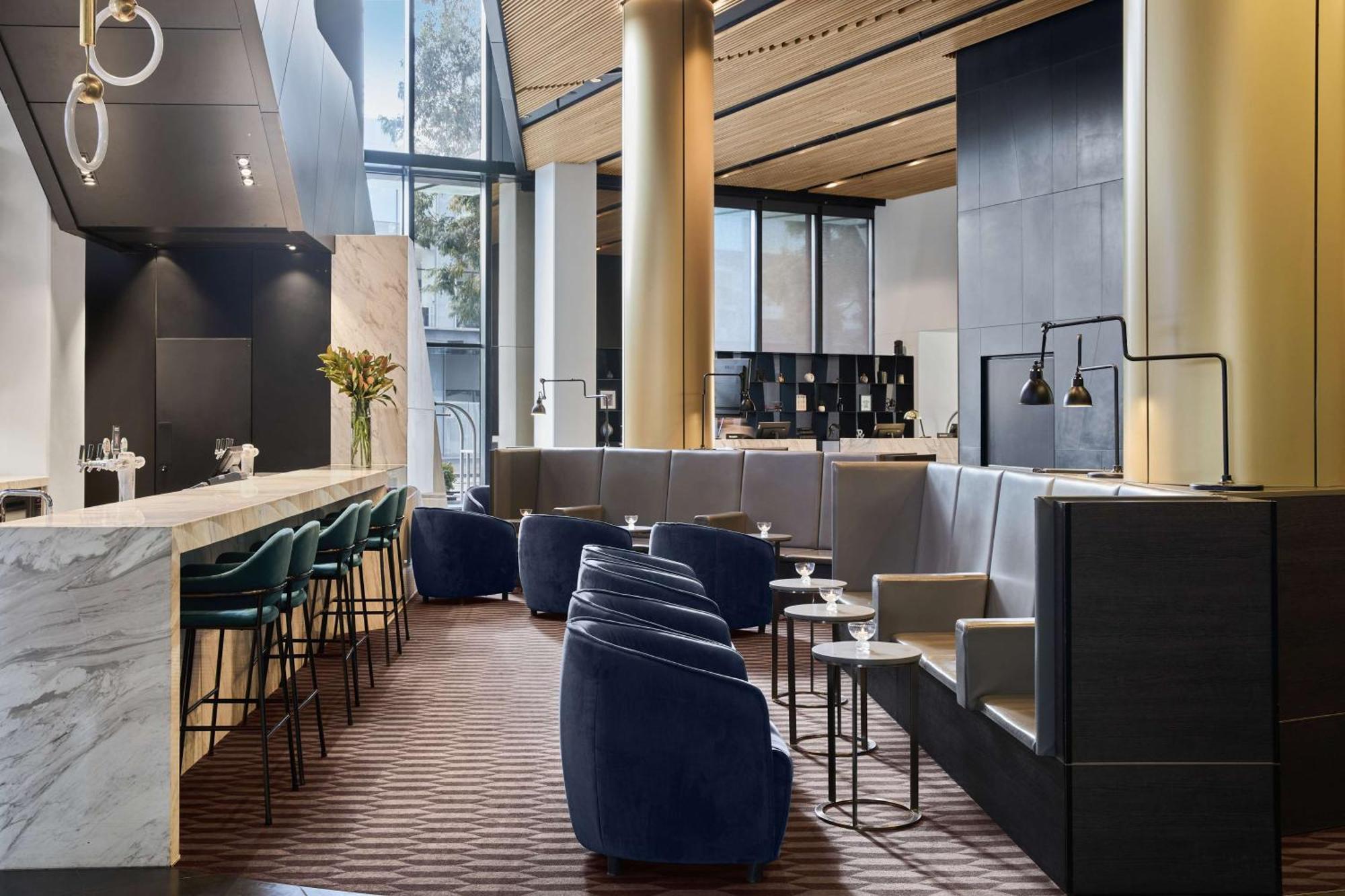 Vibe Hotel Melbourne Docklands Exterior foto
